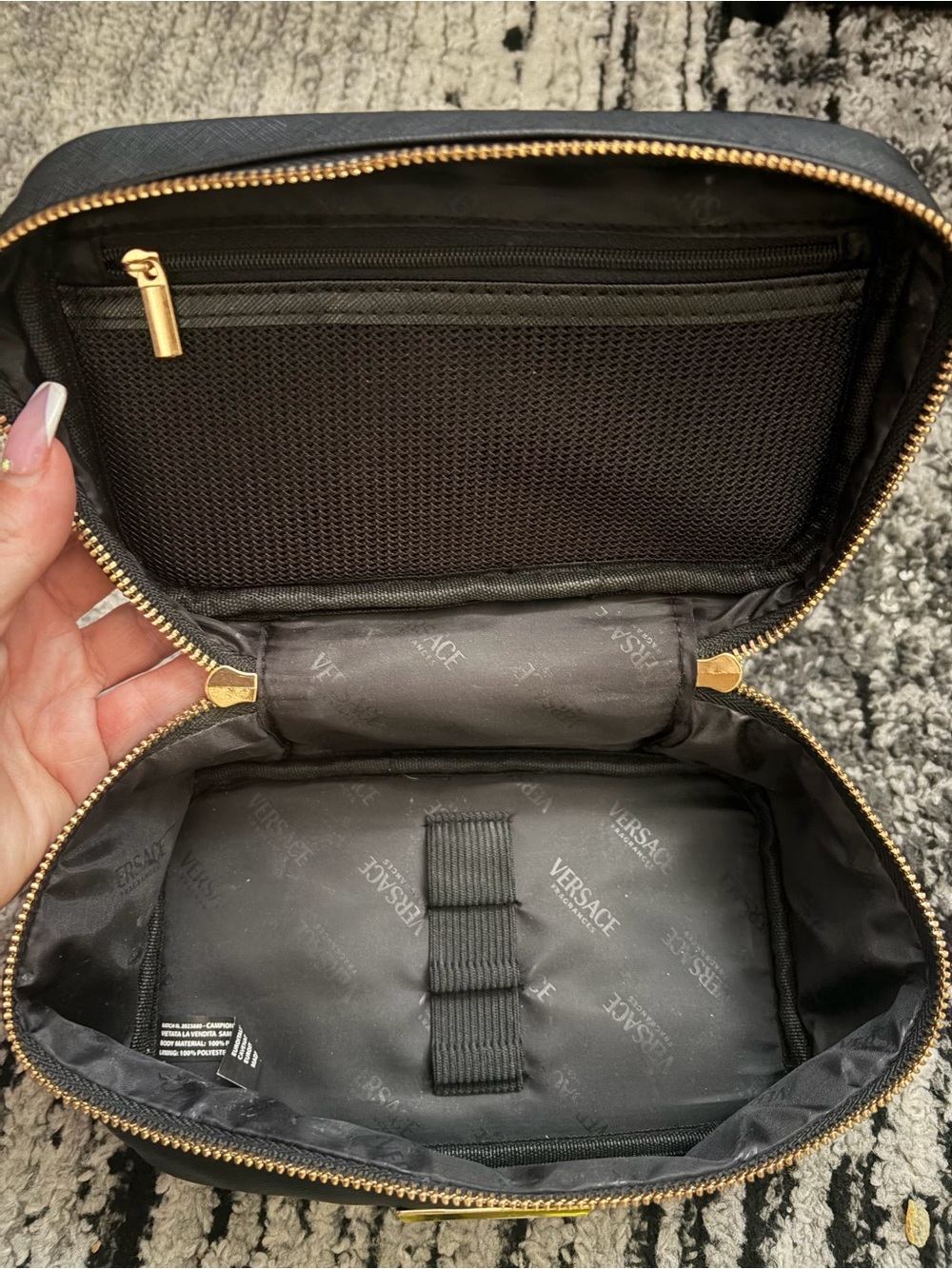 Versace Toiletry Case - Picture 4 of 8